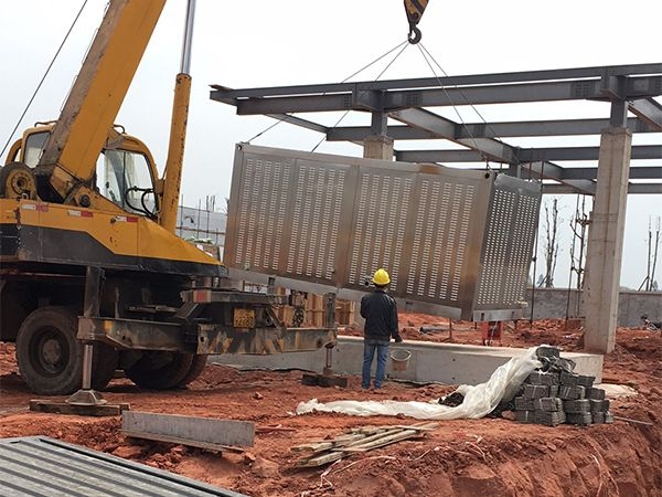 small4_16149245764839552