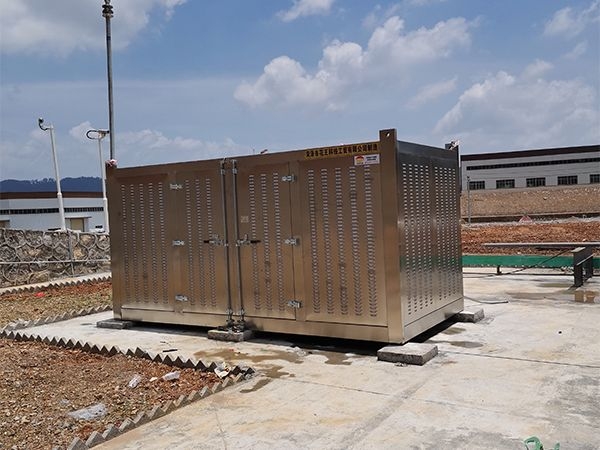 small4_16149245555616972